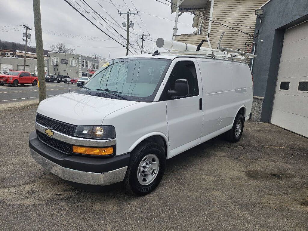 2019 CHEVROLET Express