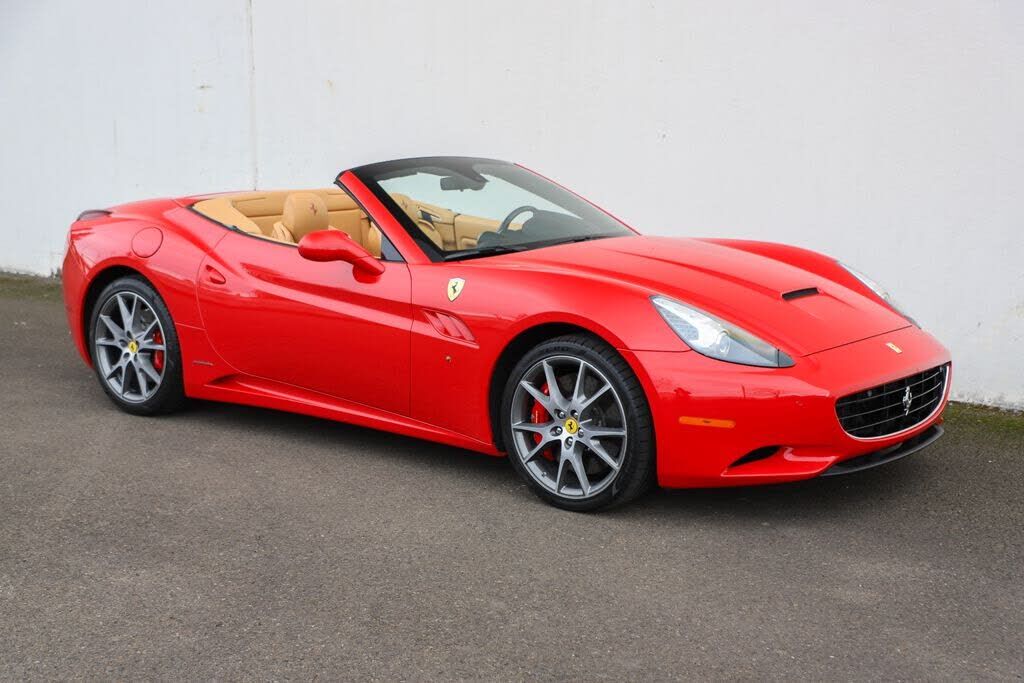 2010 FERRARI California
