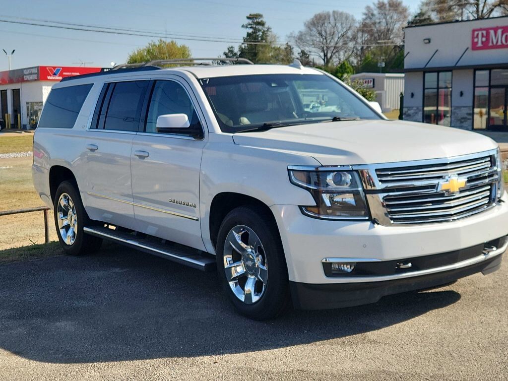 2017 CHEVROLET Suburban