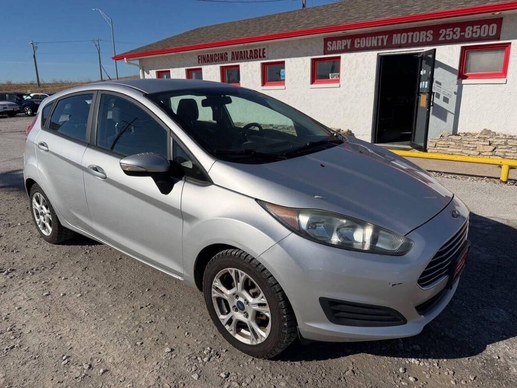 2016 FORD Fiesta