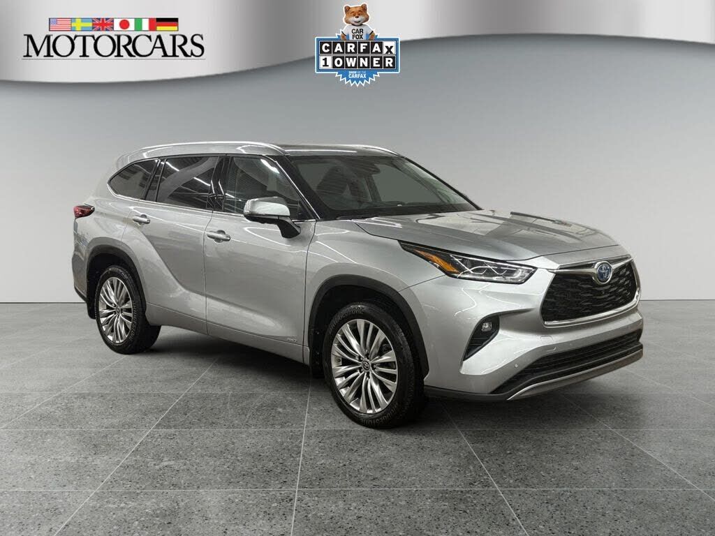 2023 TOYOTA Highlander