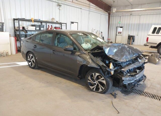 2025 SUBARU Legacy