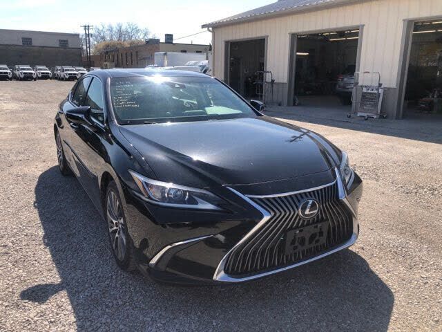 2021 LEXUS ES