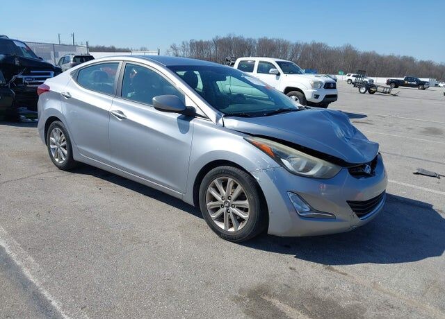 2016 HYUNDAI Elantra