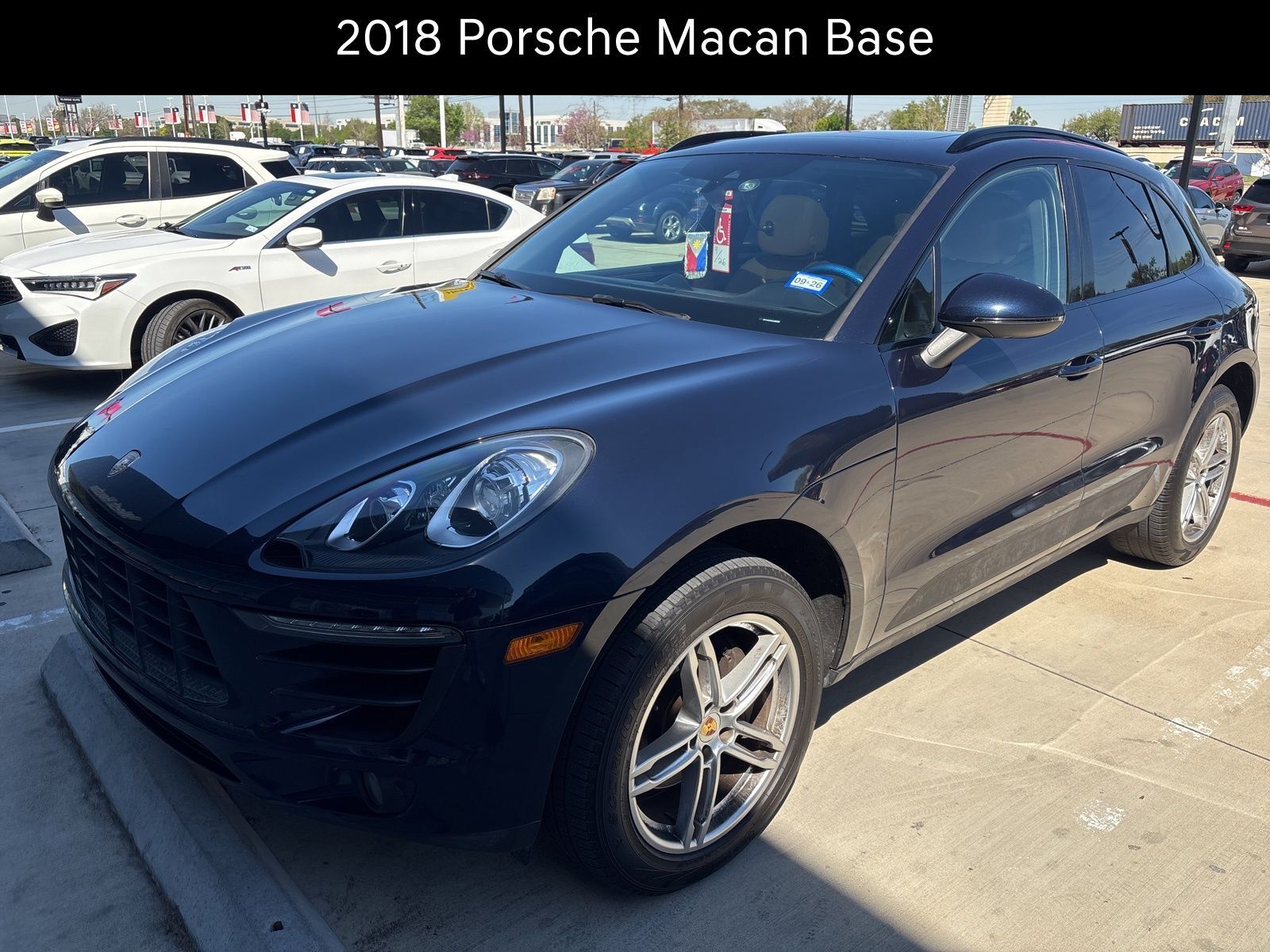 2018 PORSCHE Macan