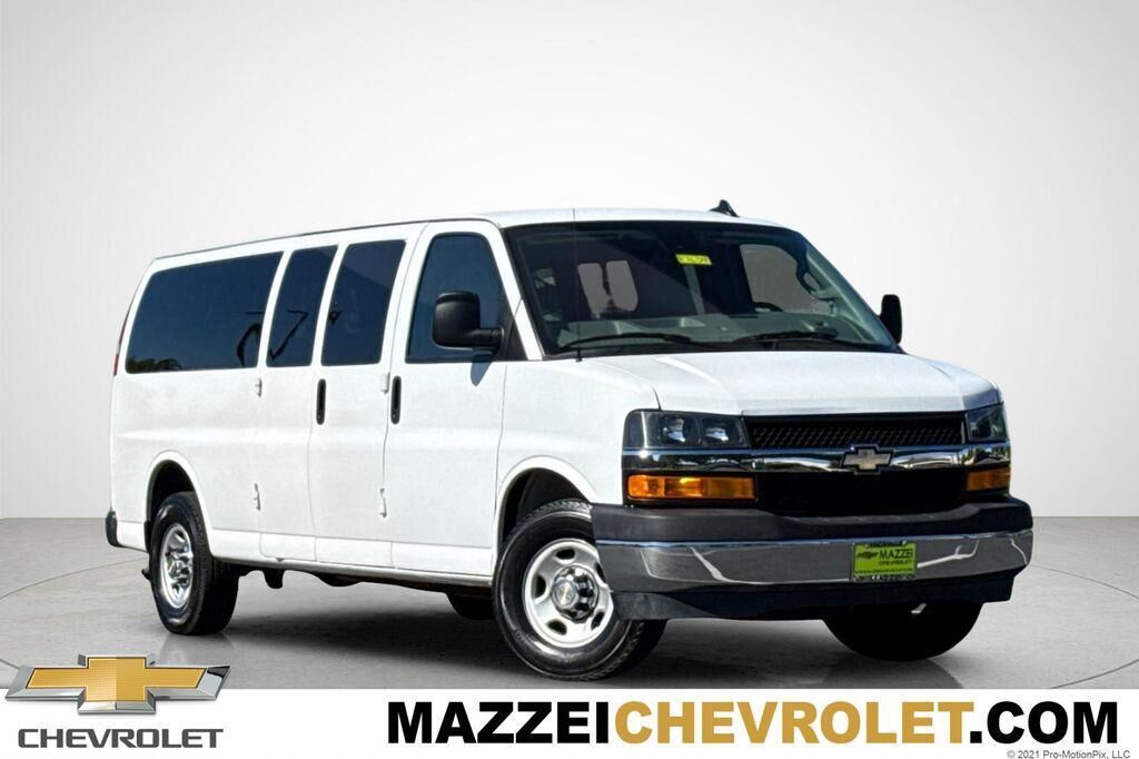 2024 CHEVROLET Express