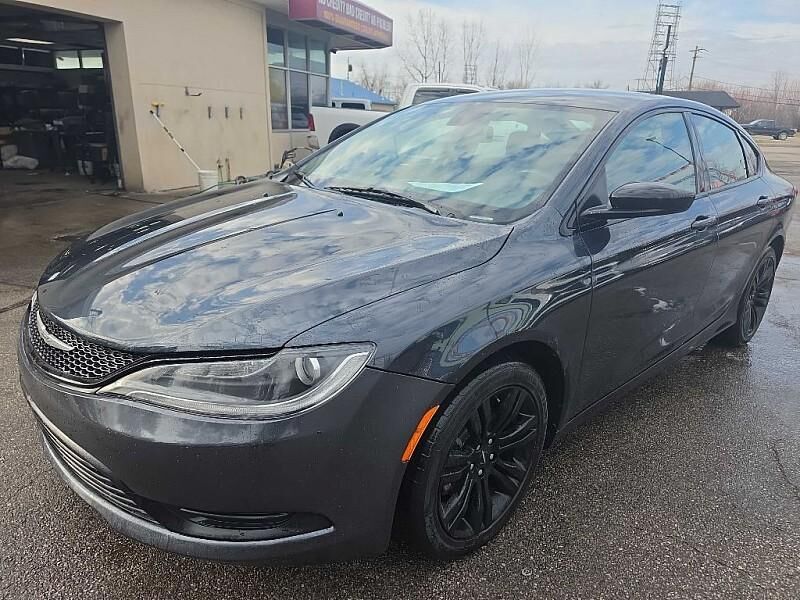 2017 CHRYSLER 200