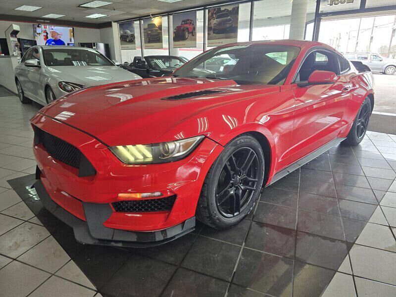 2017 FORD Mustang