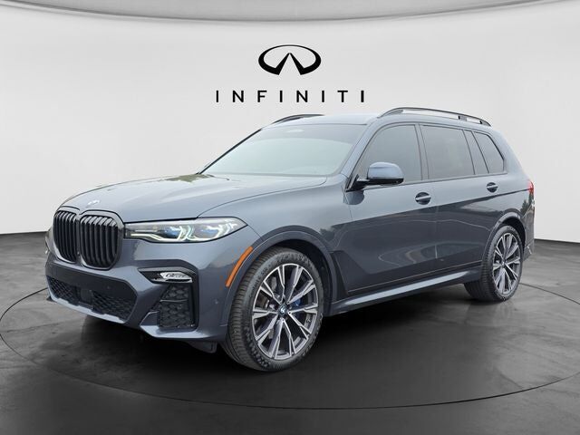 2022 BMW X7