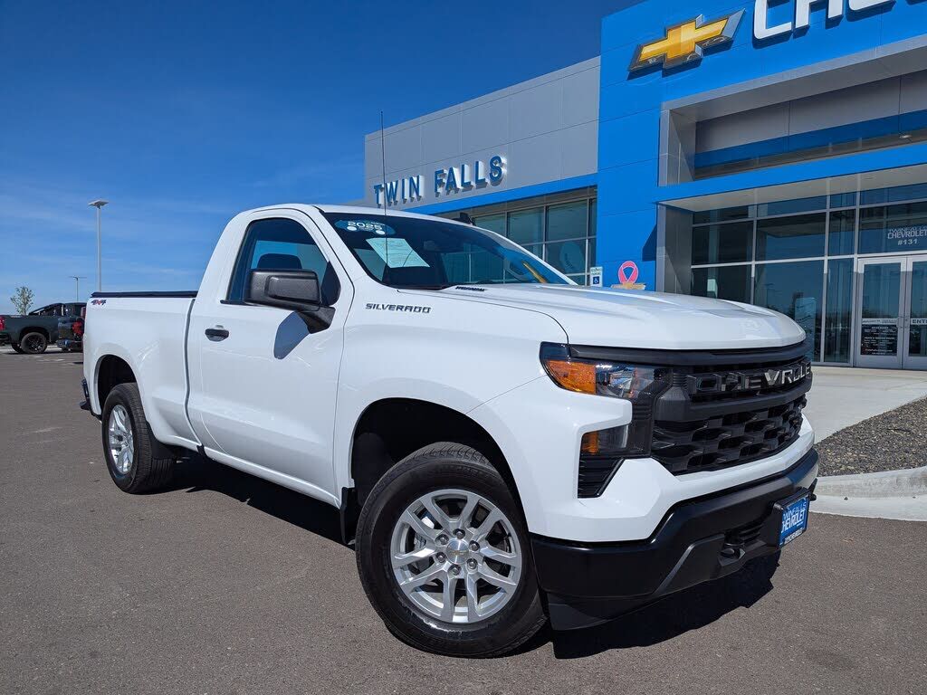 2025 CHEVROLET Silverado