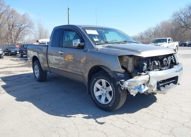 2006 NISSAN Titan