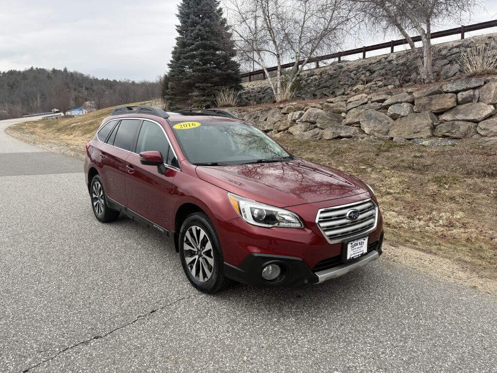 2016 SUBARU Outback