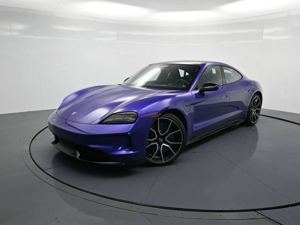 2026 PORSCHE Taycan