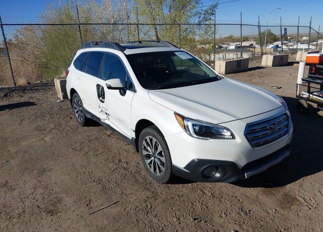 2017 SUBARU Outback