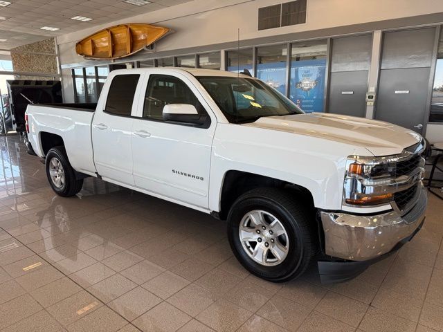 2018 CHEVROLET Silverado