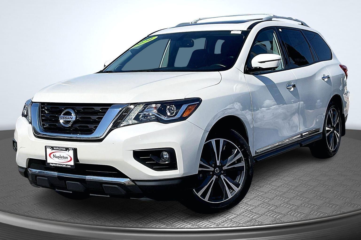 2020 NISSAN Pathfinder