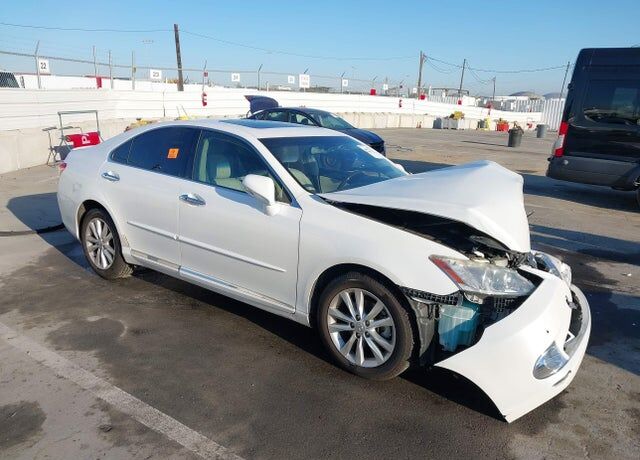 2010 LEXUS ES