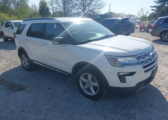 2019 FORD Explorer