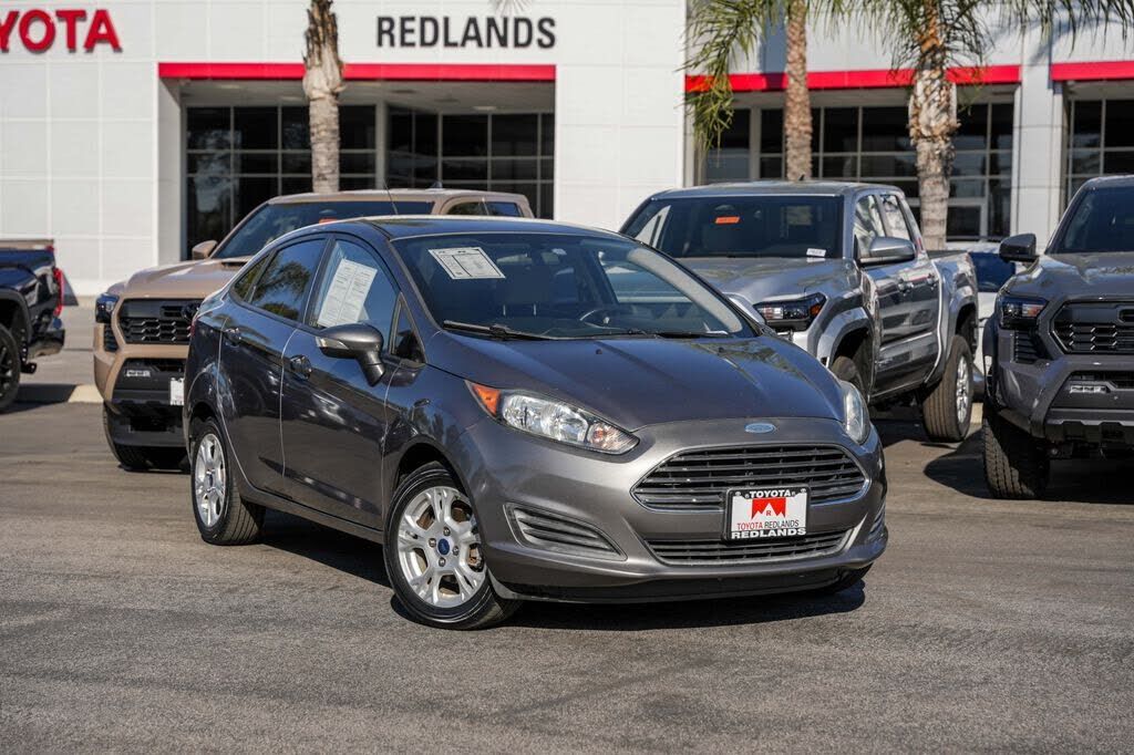 2014 FORD Fiesta