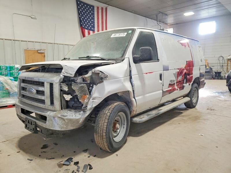 2013 FORD E-250