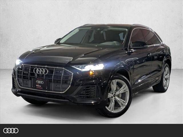 2022 AUDI Q8
