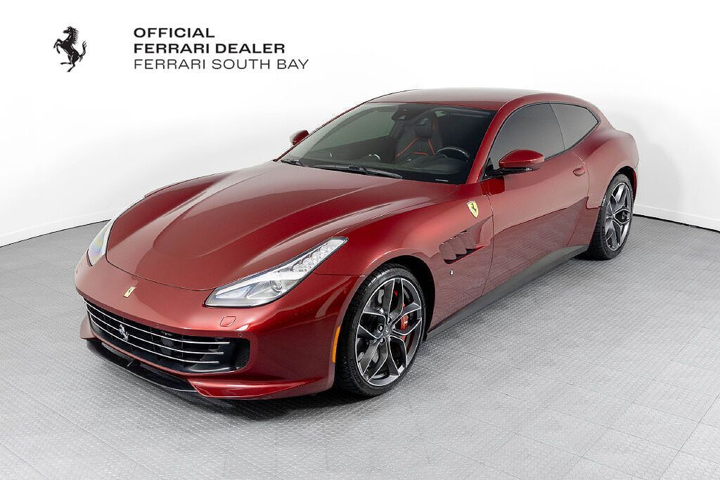 2019 FERRARI GTC4Lusso