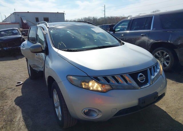 2010 NISSAN Murano