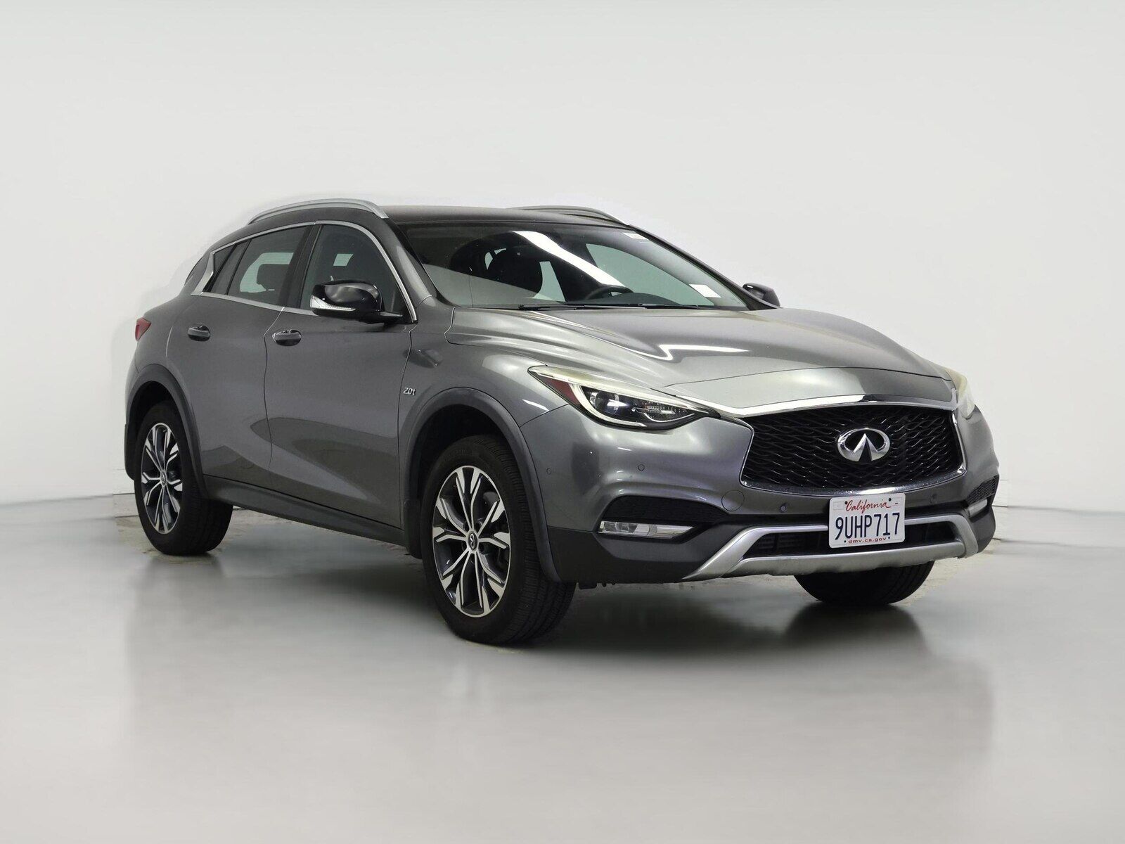 2017 INFINITI QX30