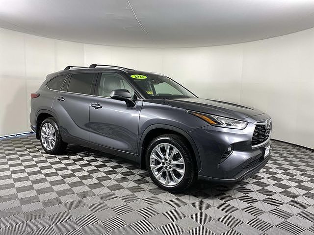 2023 TOYOTA Highlander