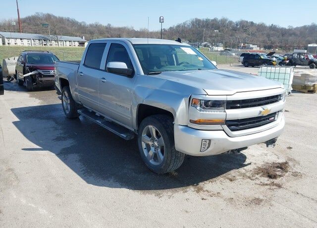 2018 CHEVROLET Silverado