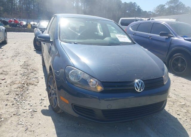 2014 VOLKSWAGEN Golf