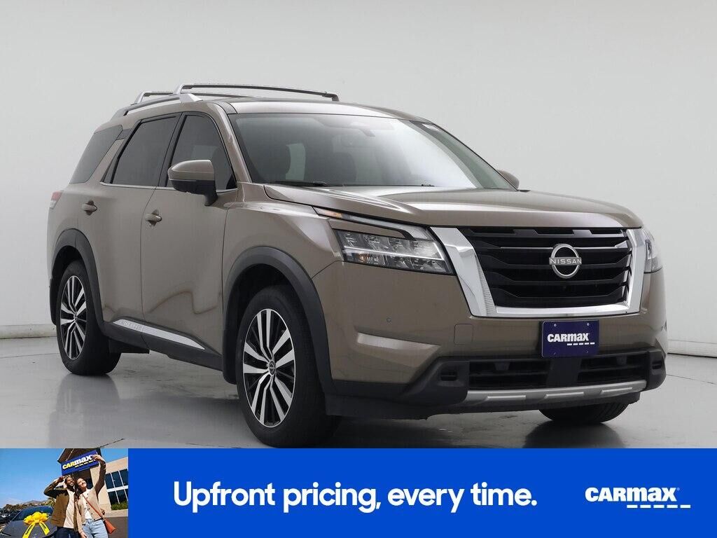 2024 NISSAN Pathfinder