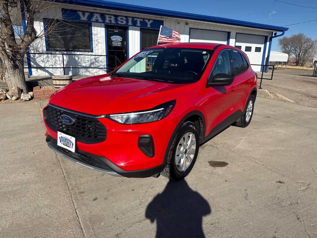 2024 FORD Escape