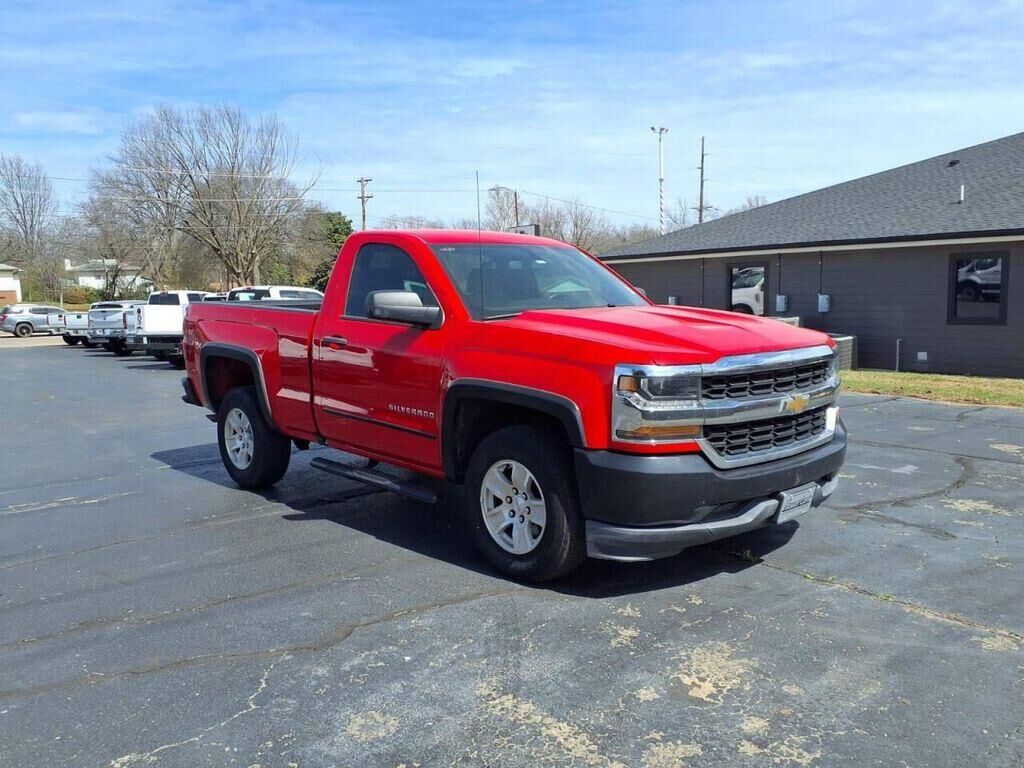 2018 CHEVROLET Silverado