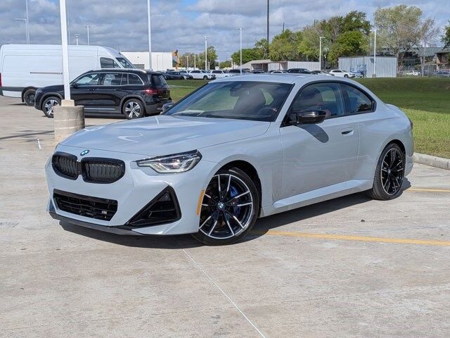 2025 BMW M2