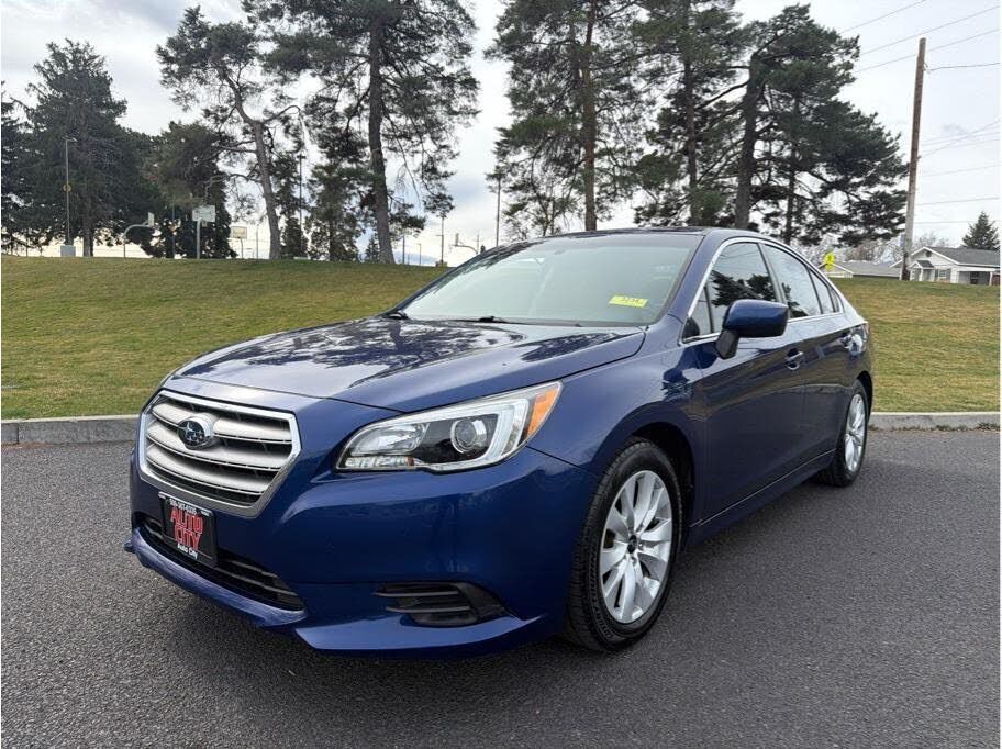 2016 SUBARU Legacy