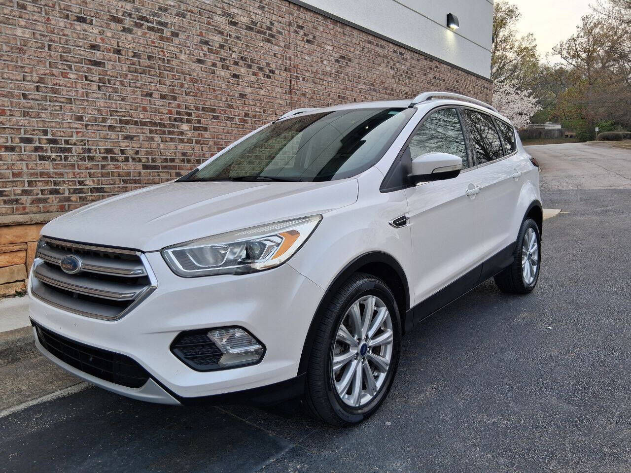 2017 FORD Escape