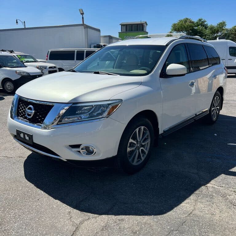 2013 NISSAN Pathfinder