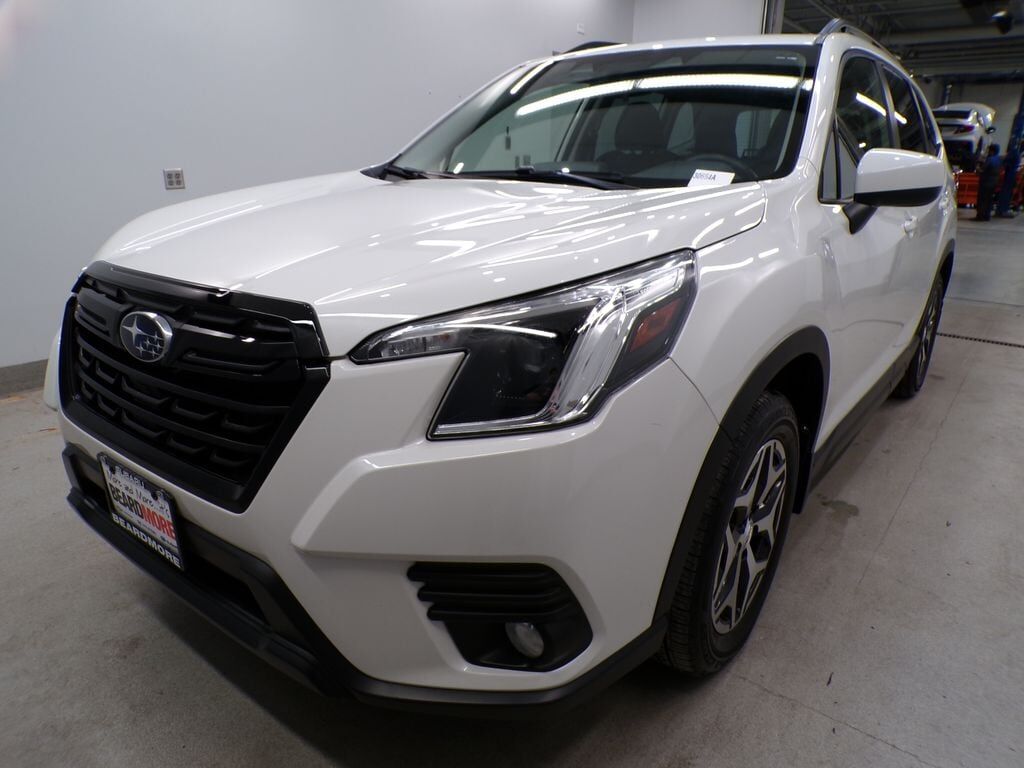 2023 SUBARU Forester