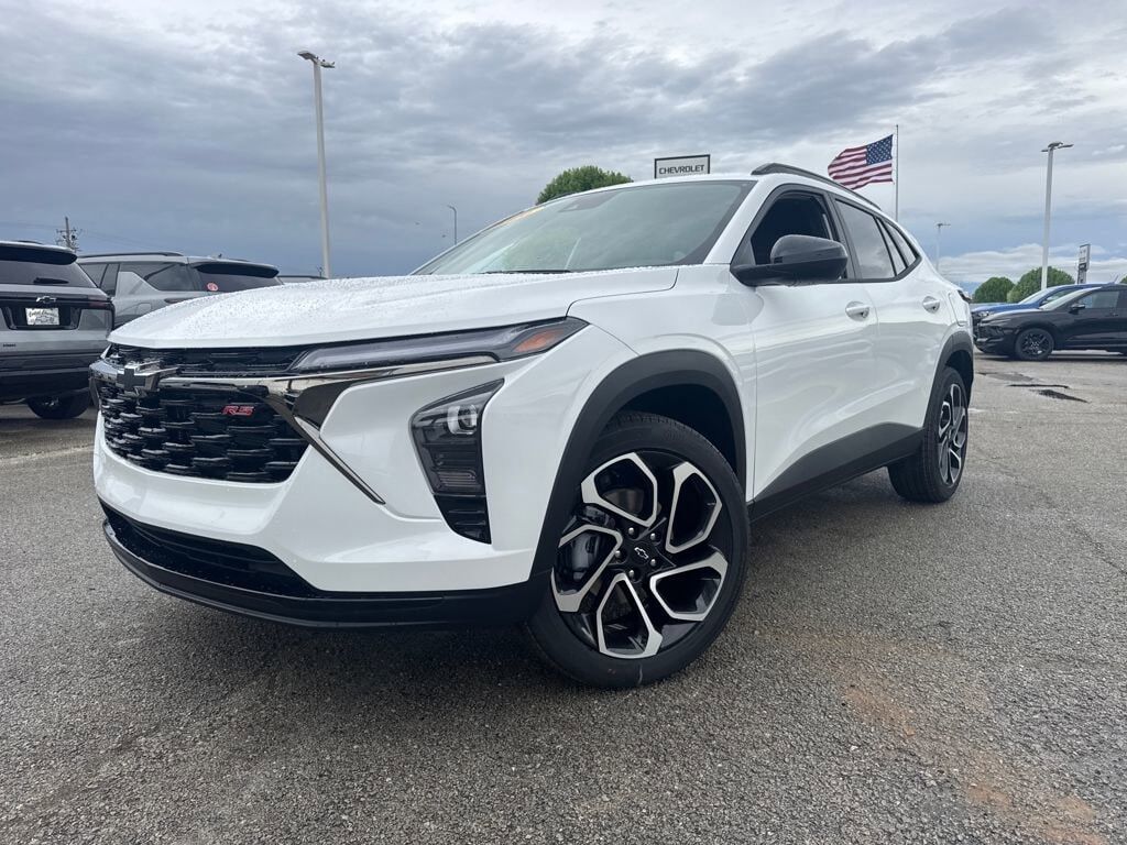 2026 CHEVROLET Trax