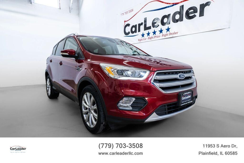2017 FORD Escape