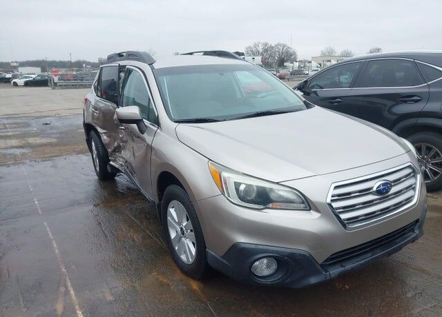 2015 SUBARU Outback