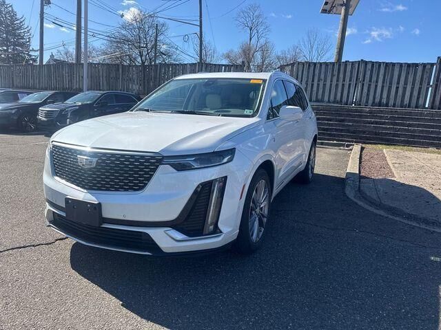 2023 CADILLAC XT6