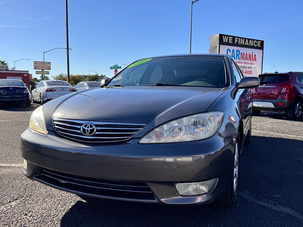 2005 TOYOTA Camry