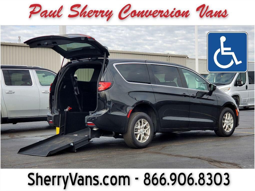 2026 CHRYSLER Pacifica