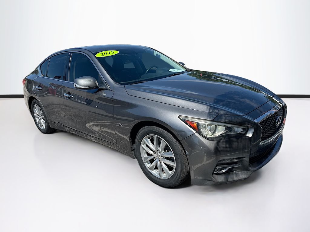 2015 INFINITI Q50