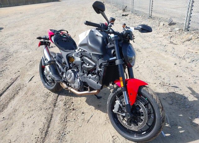 2025 DUCATI Monster