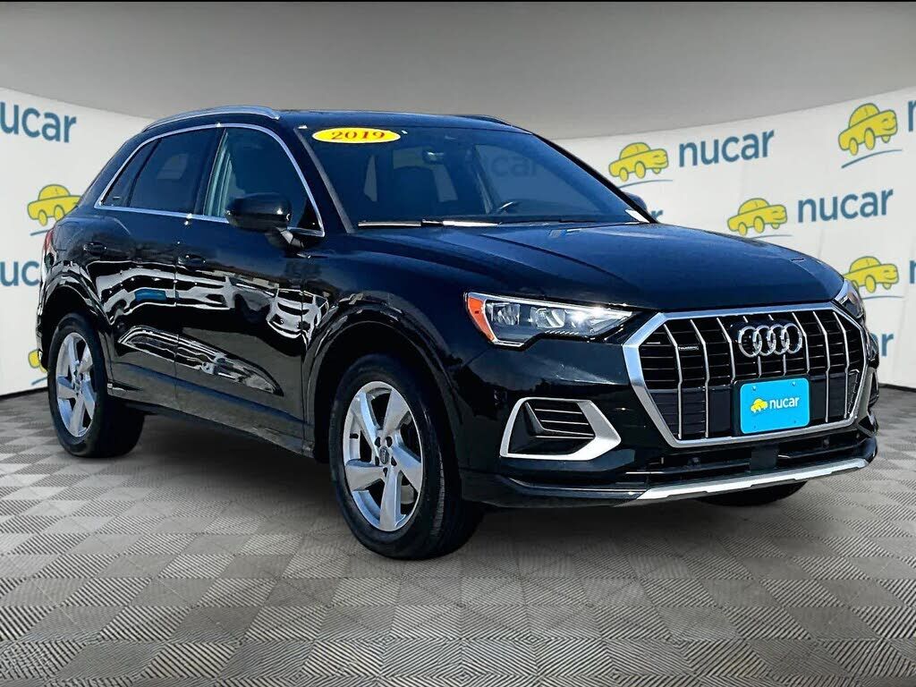 2019 AUDI Q3