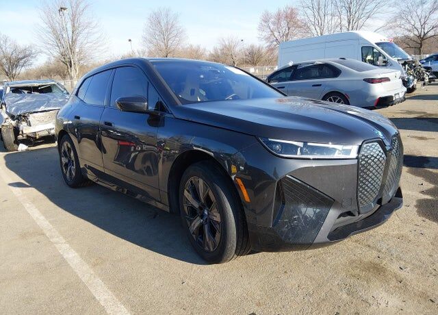 2024 BMW ix