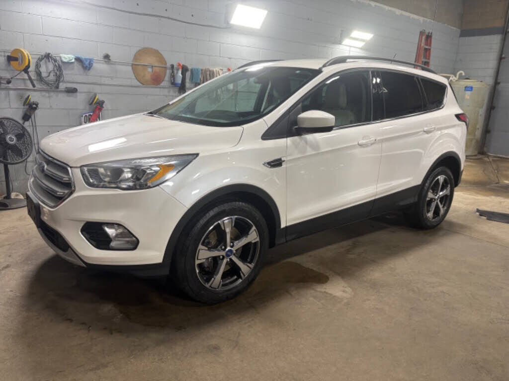 2018 FORD Escape